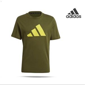 ADIDAS  Men’s Olive short sleeve shirt crew neck tee